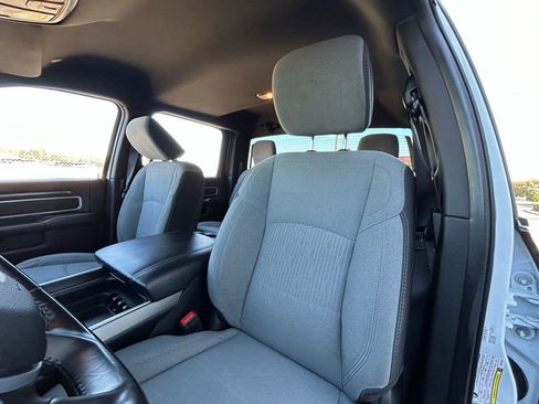 Used 2024 RAM 2500 Big Horn w/ Off Road Package image 17