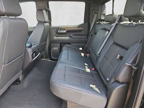 Certified 2023 Chevrolet Silverado 1500 High Country w/ High Country Premium Package AWD/4WD image 26
