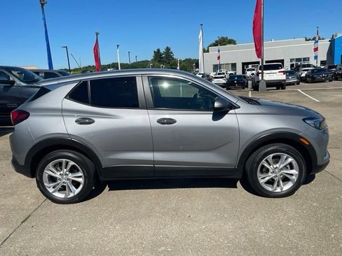 Certified 2023 Buick Encore GX Preferred w/ Cold Weather Comfort Package AWD/4WD image 8