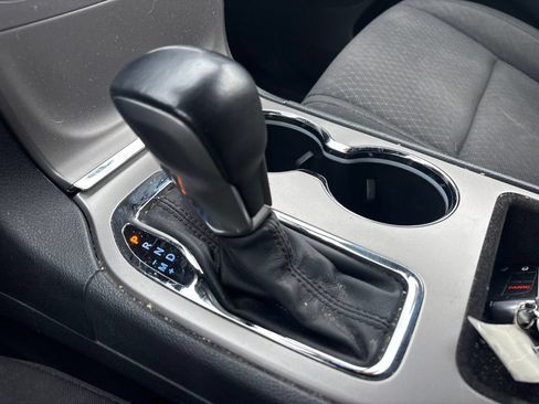 Used 2018 Jeep Grand Cherokee Laredo AWD/4WD image 20