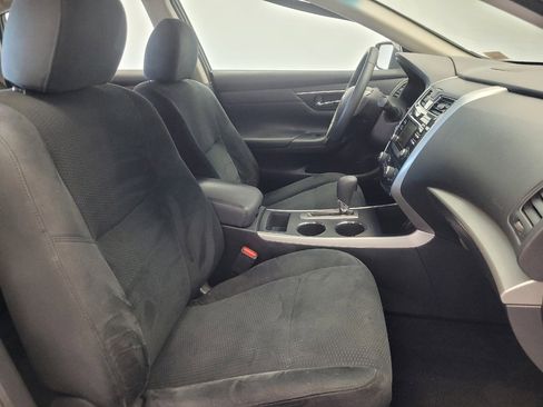 Used 2015 Nissan Altima 2.5 SV image 21