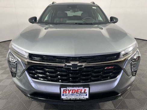 New 2026 Chevrolet Trax RS w/ Sunroof Package image 13