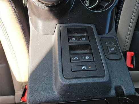 Used 2024 Ford Bronco Wildtrak AWD/4WD image 24