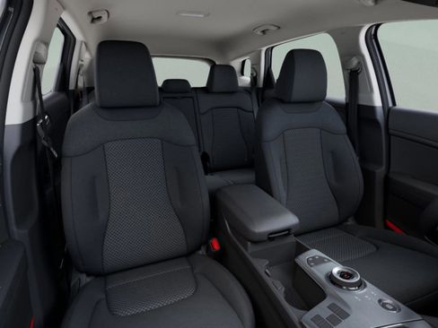 New 2026 Kia Sportage LX image 15