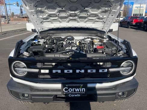 New 2025 Ford Bronco Outer Banks image 38