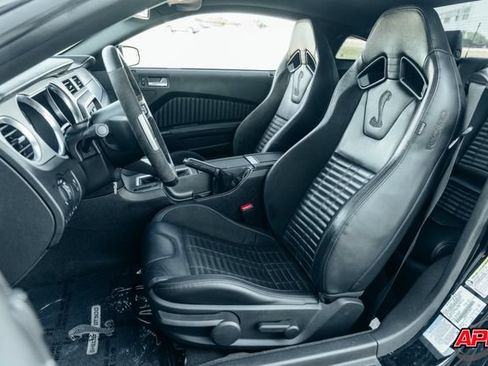 Used 2013 Ford Mustang Shelby GT500 RWD image 4