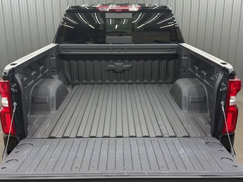 Used 2026 Chevrolet Silverado 1500 High Country w/ Midnight Edition AWD/4WD image 13