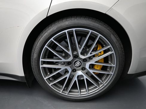 Certified 2023 Porsche Panamera Turbo S AWD/4WD image 9