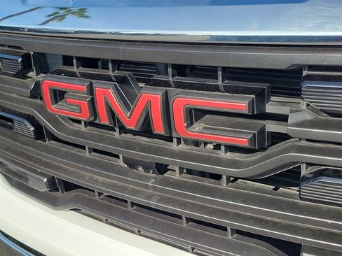 Used 2024 GMC Sierra 1500 SLT w/ SLT Premium Plus Package image 30