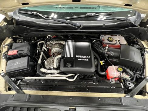 Used 2023 Chevrolet Silverado 1500 LT Trail Boss image 26