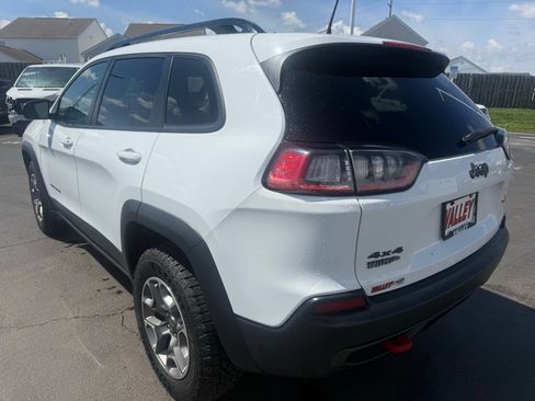 Used 2022 Jeep Cherokee Trailhawk w/ Premium Leather Package AWD/4WD image 6