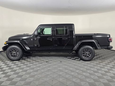 New 2026 Jeep Gladiator Sport image 7