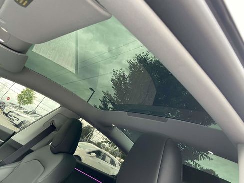 Used 2024 Tesla Model 3 RWD image 9