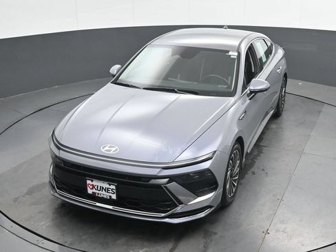 Certified 2024 Hyundai Sonata SEL FWD image 33