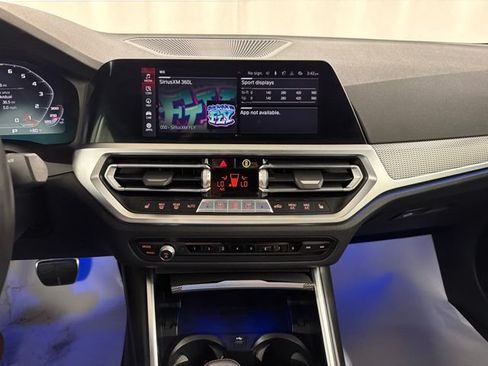 Used 2022 BMW M4 xDrive Competition w/ Executive Package AWD/4WD image 25