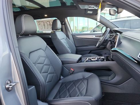 New 2026 Volkswagen Atlas Cross Sport SE image 15