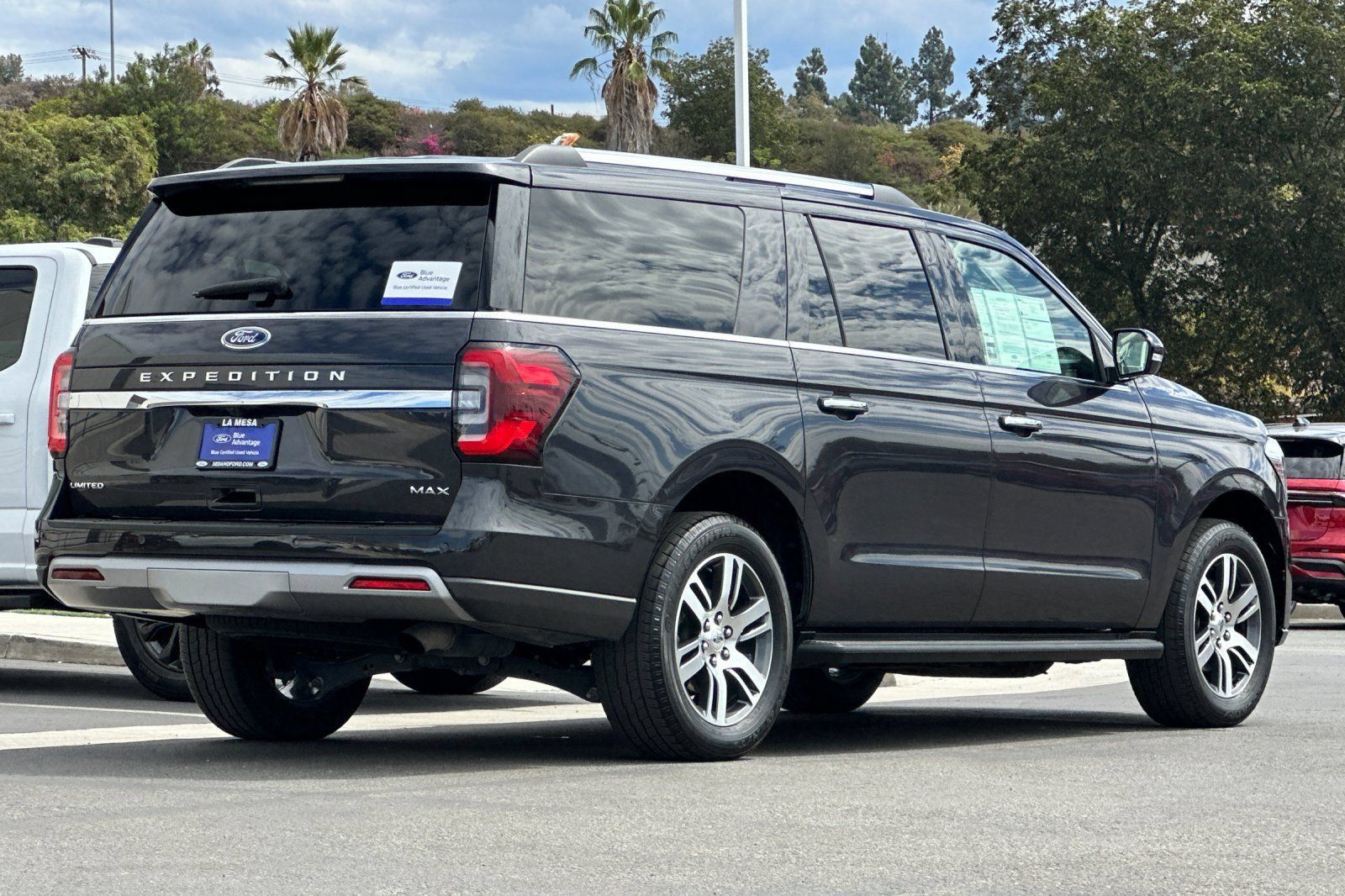 Certified 2024 Ford Expedition Max Limited RWD image 3