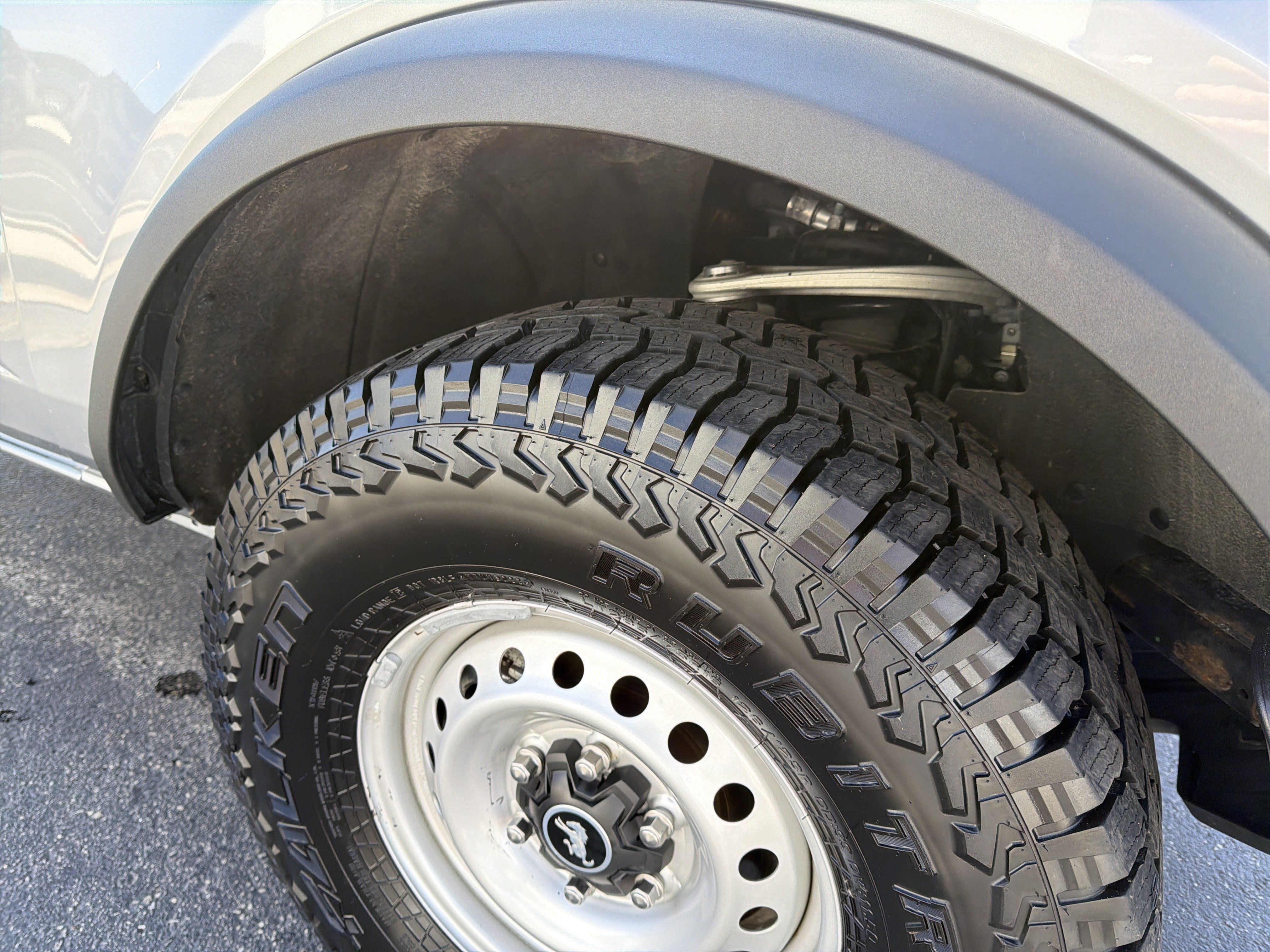 Used 2023 Ford Bronco 4-Door AWD/4WD image 7
