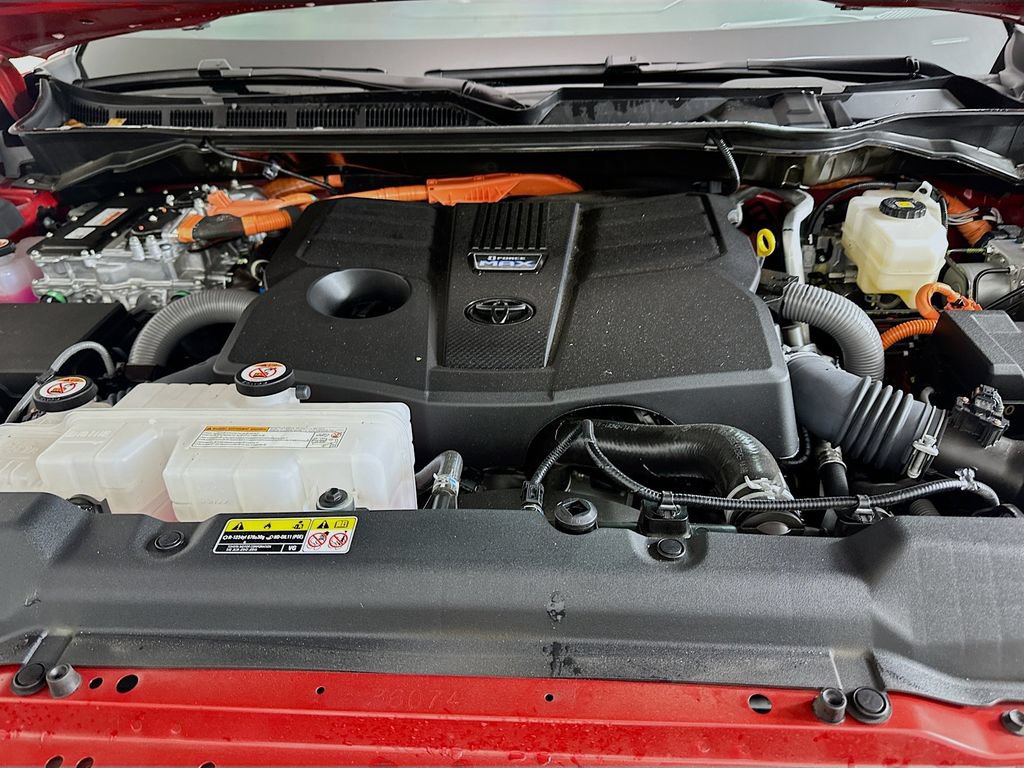 Certified 2025 Toyota Tundra Platinum AWD/4WD image 31