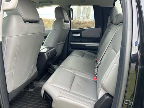 Used 2015 Toyota Tundra Limited w/ Limited Premium Package image 34