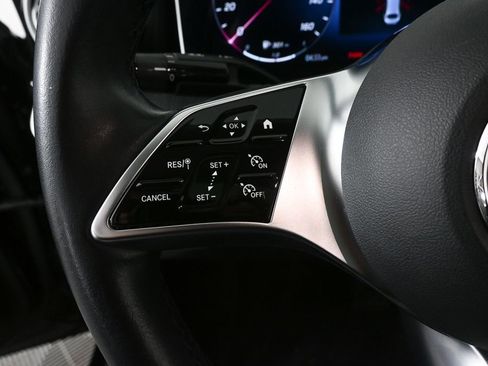 Certified 2022 Mercedes-Benz C 300 Sedan w/ Exclusive Trim Package image 10