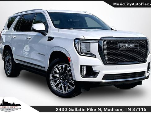 Used 2024 GMC Yukon Denali Ultimate AWD/4WD image 1