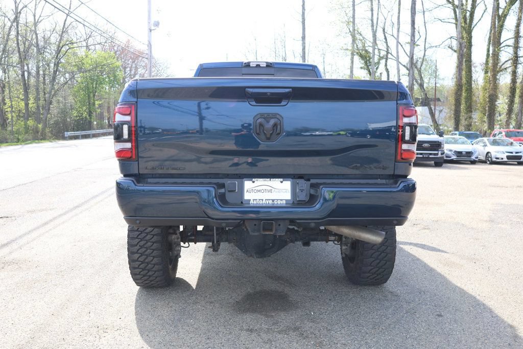 Used 2024 RAM 3500 Limited w/ Night Edition AWD/4WD image 4