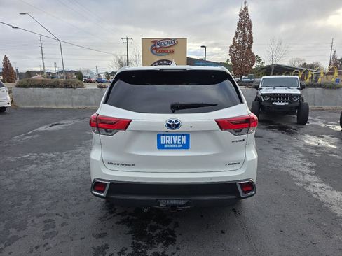 Used 2019 Toyota Highlander Limited image 6