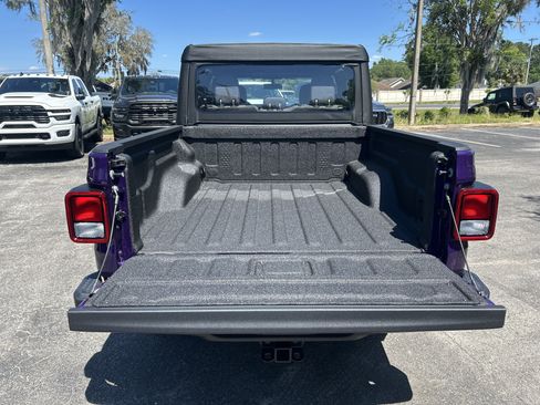 New 2026 Jeep Gladiator Sport AWD/4WD image 7