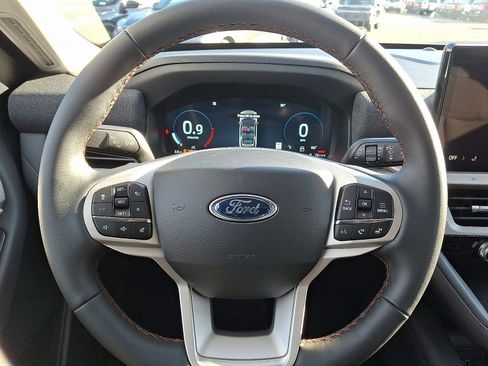 New 2026 Ford Explorer Active image 26