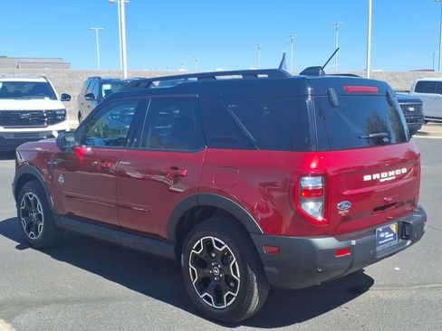 Certified 2025 Ford Bronco Sport Outer Banks w/ Outer Banks Tech Package+ AWD/4WD image 6