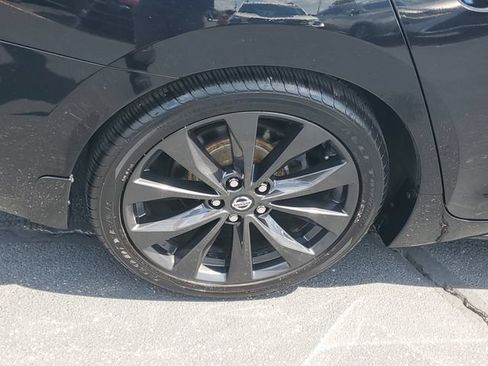 Used 2020 Nissan Maxima Platinum FWD image 5