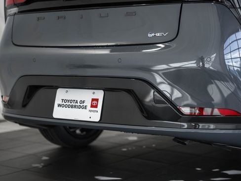 New 2026 Toyota Prius XLE image 8