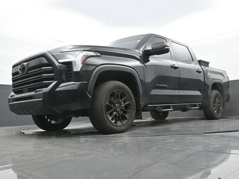 Used 2024 Toyota Tundra SR5 w/ SR5 Premium Package AWD/4WD image 12