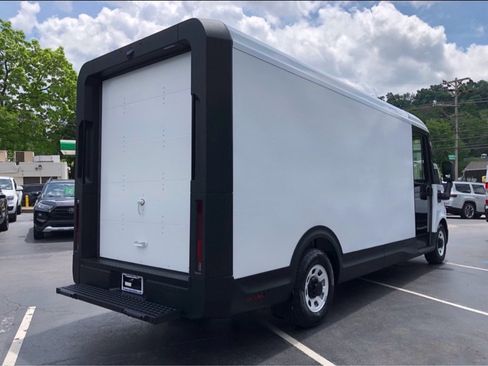 Used 2024 Chevrolet Brightdrop 600 w/ Battery Pack, Max Range AWD/4WD image 4