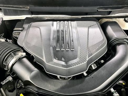 Used 2025 Buick Enclave Preferred w/ Power Package FWD image 9