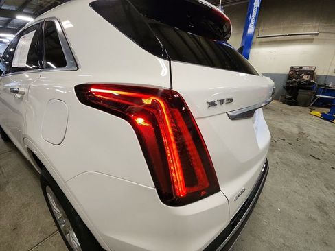 Certified 2020 Cadillac XT5 Premium Luxury AWD/4WD image 31
