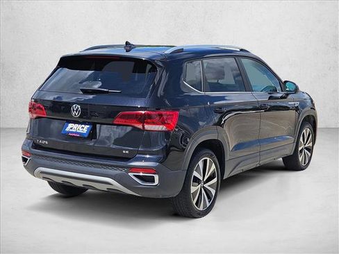 Used 2024 Volkswagen Taos SE image 5