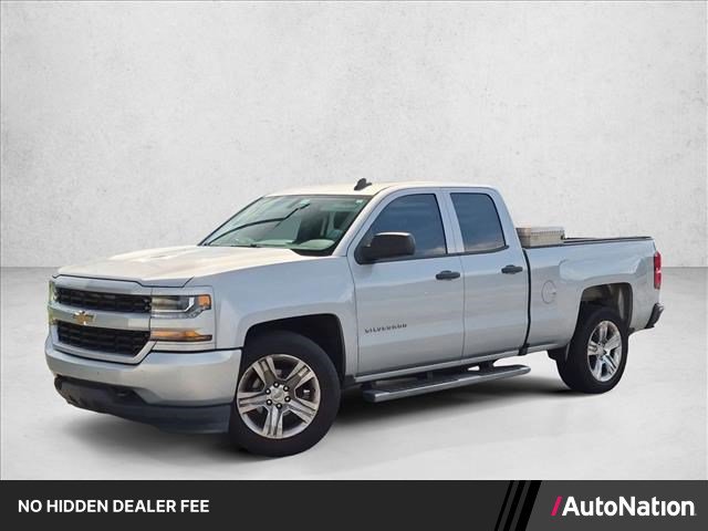 Used 2017 Chevrolet Silverado 1500 Custom w/ Custom Convenience Package RWD image 1