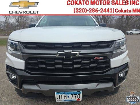 Used 2022 Chevrolet Colorado Z71 AWD/4WD image 2