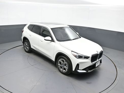 Used 2023 BMW X1 xDrive28i w/ Convenience Package image 38