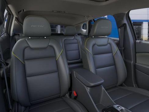 New 2026 Chevrolet Trax ACTIV w/ Sunroof Package FWD image 16