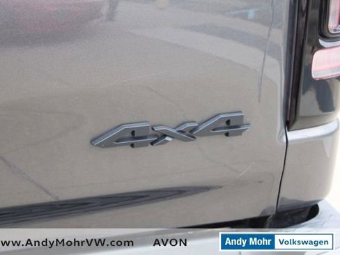 Used 2019 RAM 1500 Big Horn AWD/4WD image 11