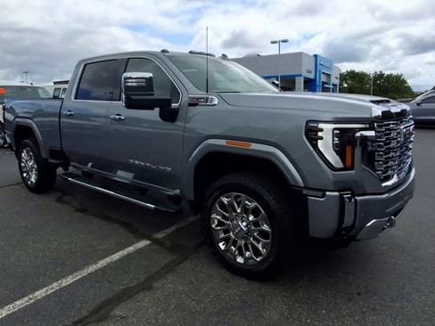 Certified 2026 GMC Sierra 3500 Denali w/ Technology Package AWD/4WD image 2