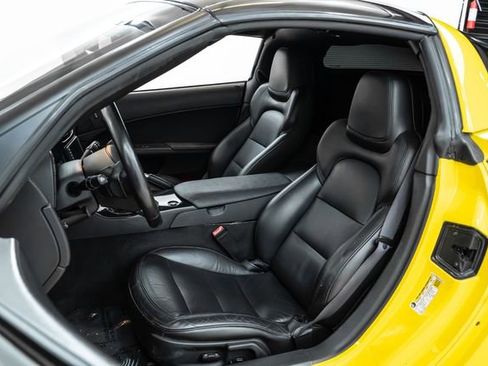 Used 2013 Chevrolet Corvette Coupe w/ 3LT Preferred Equipment Group image 18