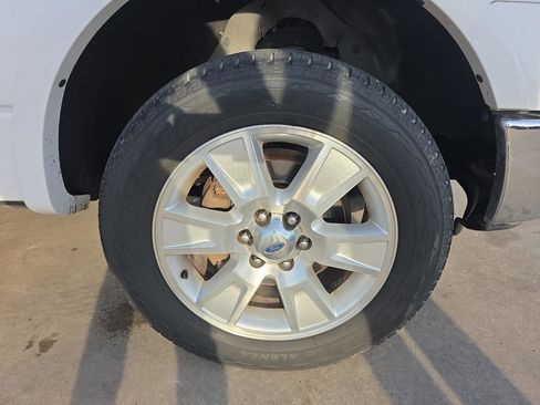 Used 2013 Ford F150 Lariat w/ Mid Equipment Group image 31