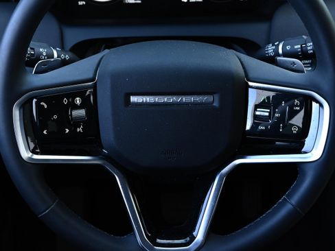 Used 2024 Land Rover Discovery Sport S image 38