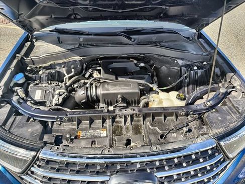 Used 2020 Ford Explorer XLT w/ Class III Trailer Tow Package AWD/4WD image 31