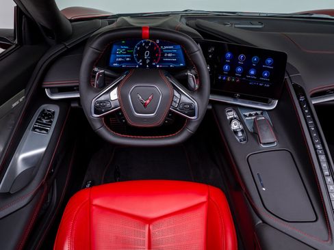 Used 2023 Chevrolet Corvette Stingray Premium Cpe w/ Z51 Performance Package RWD image 25