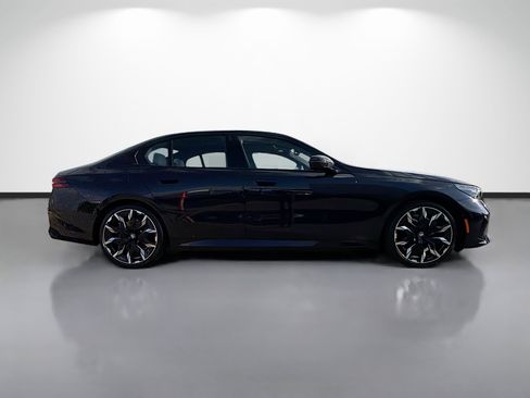 New 2026 BMW 530i w/ M Sport Package image 2